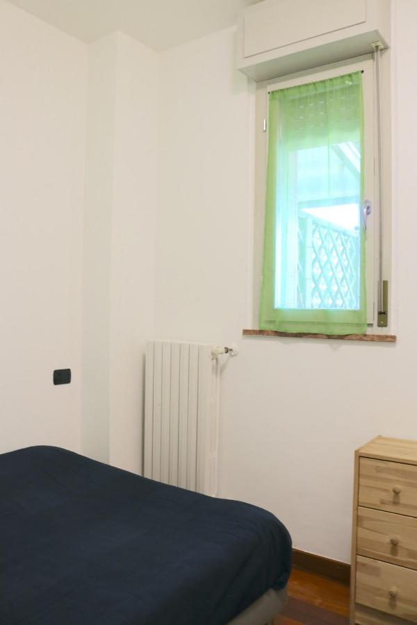 Happy Flat With Terrace Apartamento Milão Exterior foto